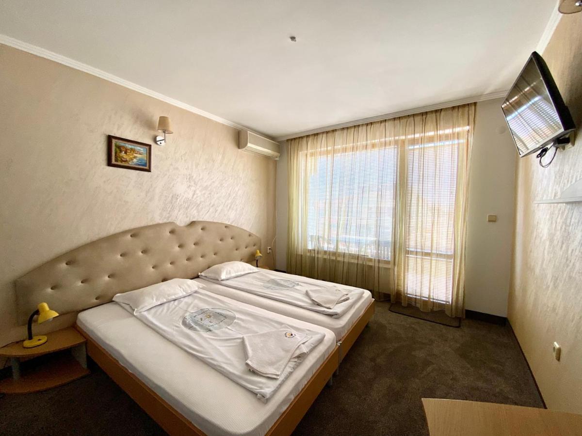 Family Hotel The Golden Fish Sozopol Eksteriør billede