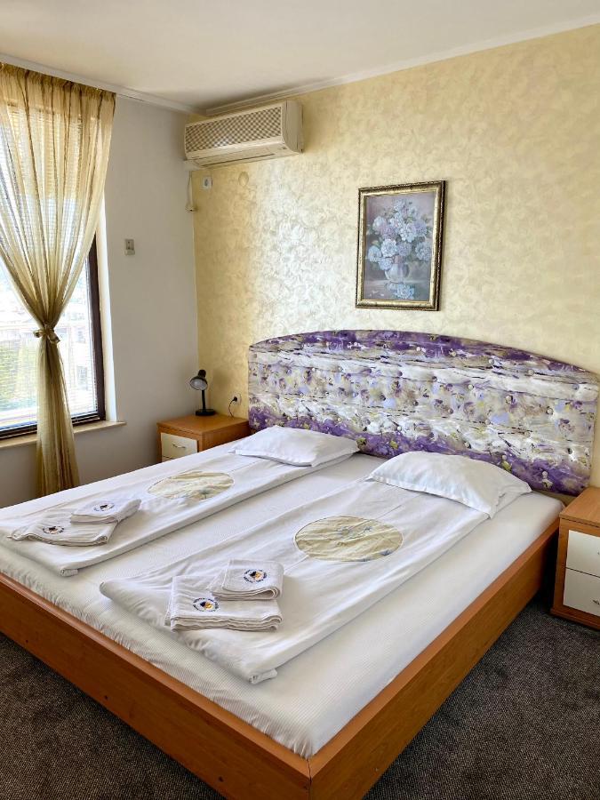 Family Hotel The Golden Fish Sozopol Eksteriør billede