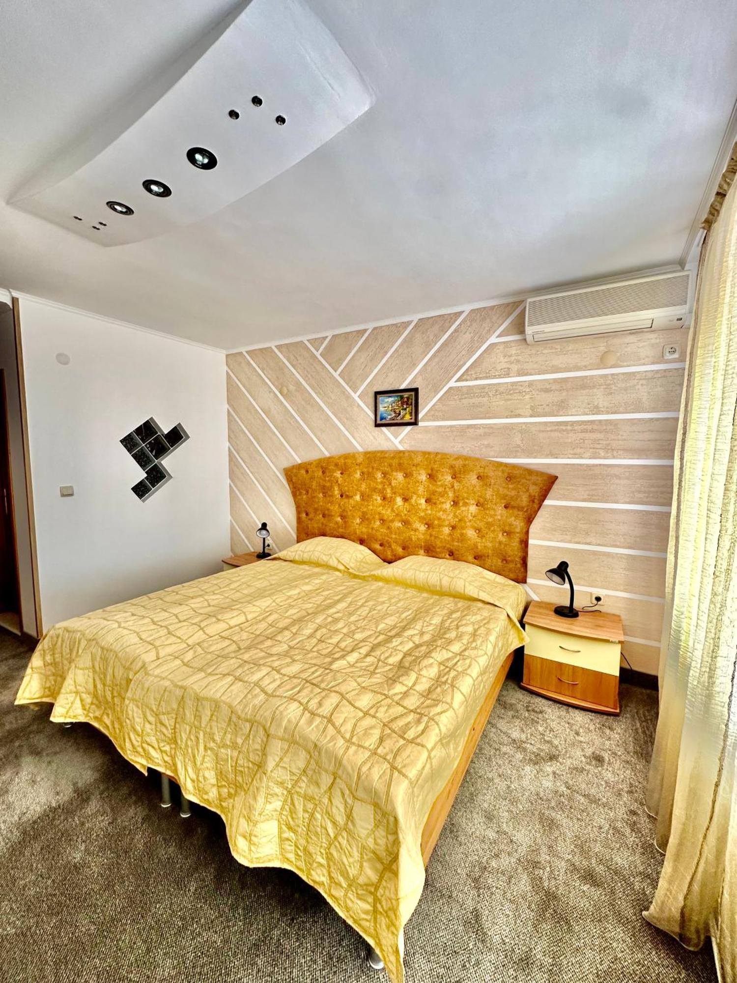 Family Hotel The Golden Fish Sozopol Eksteriør billede
