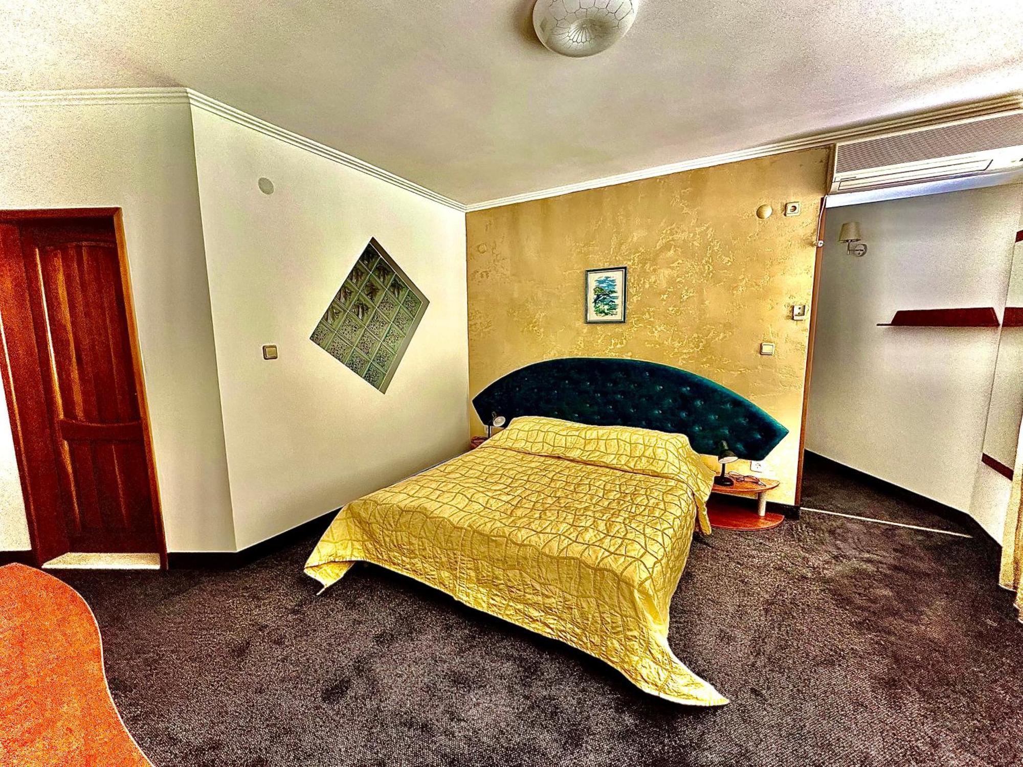 Family Hotel The Golden Fish Sozopol Eksteriør billede